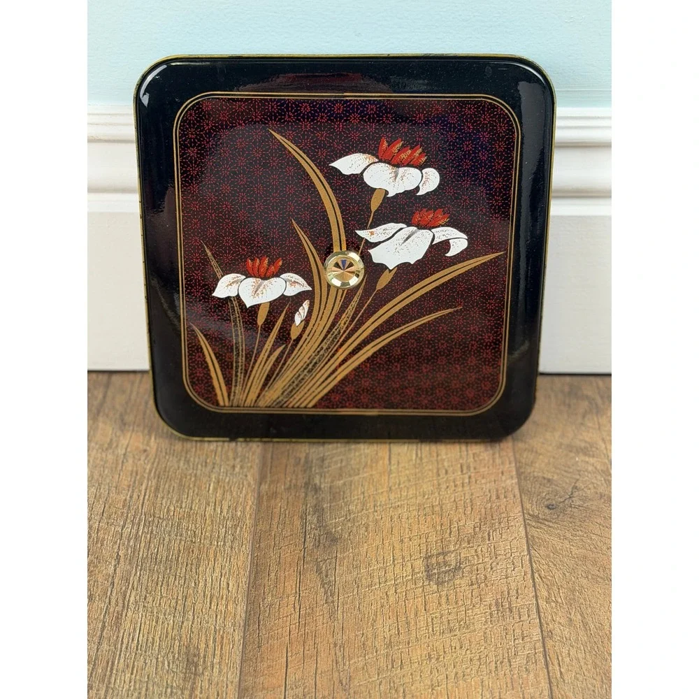 Vintage Japanese Black Lacquer Bento Box Gold Iris Floral‎ Divided Tray Lid